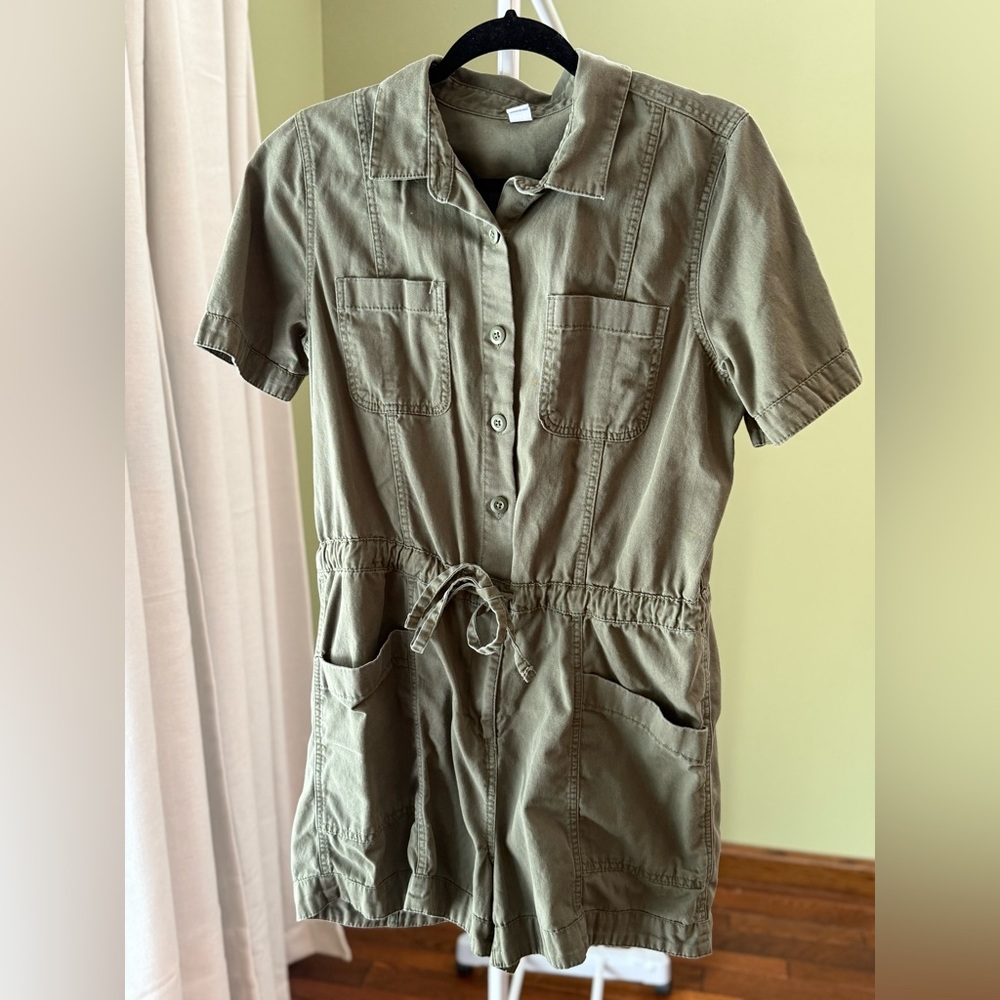 Old Navy Olive Green Garment